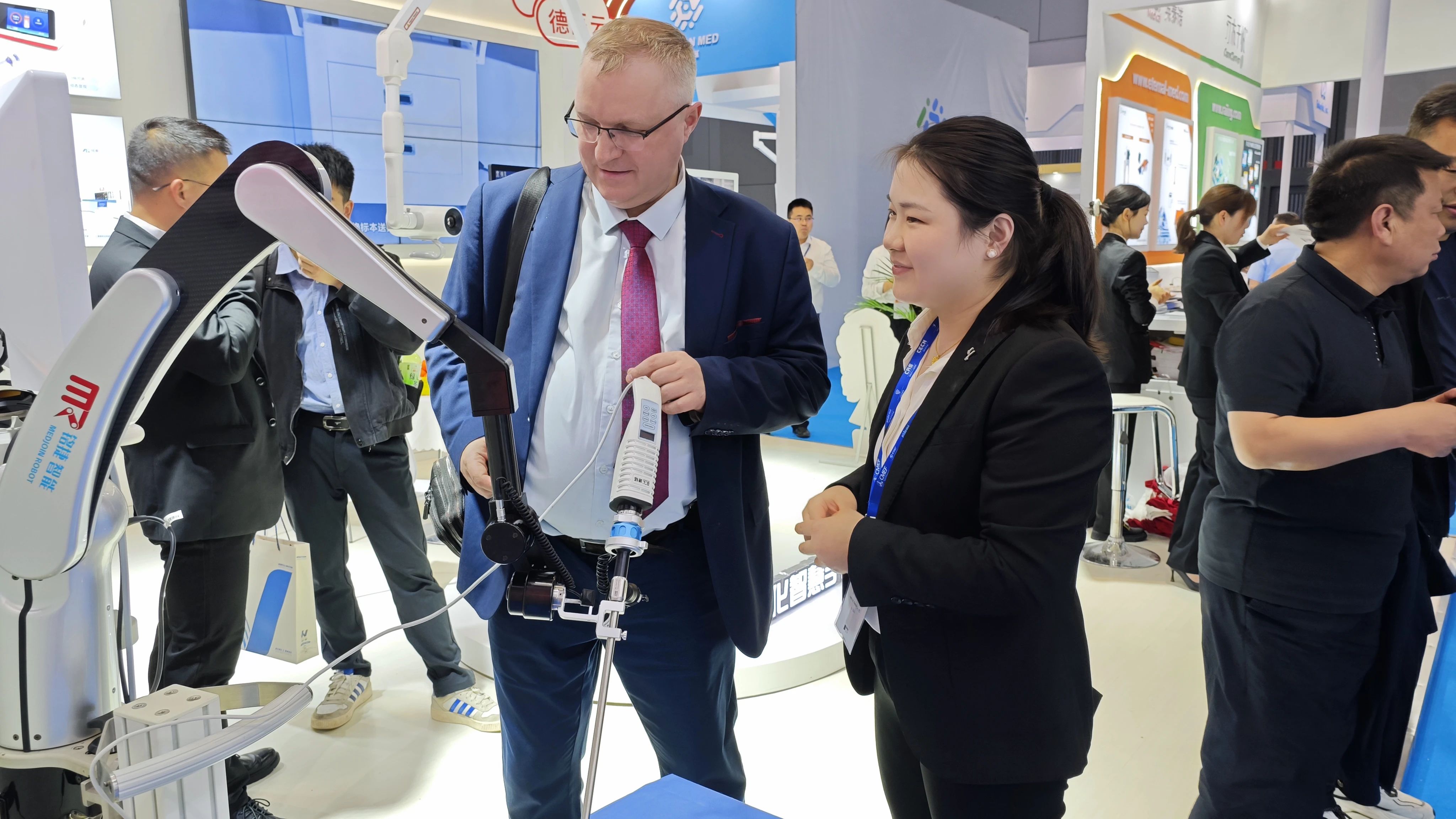 1745823113593634.jpg b7b3ceb625c128bf4c37caea0242a32d.jpg